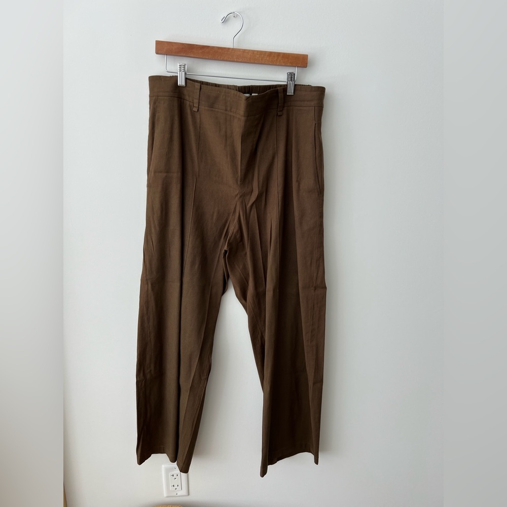 Vince Women's Linen Trousers in Olive
